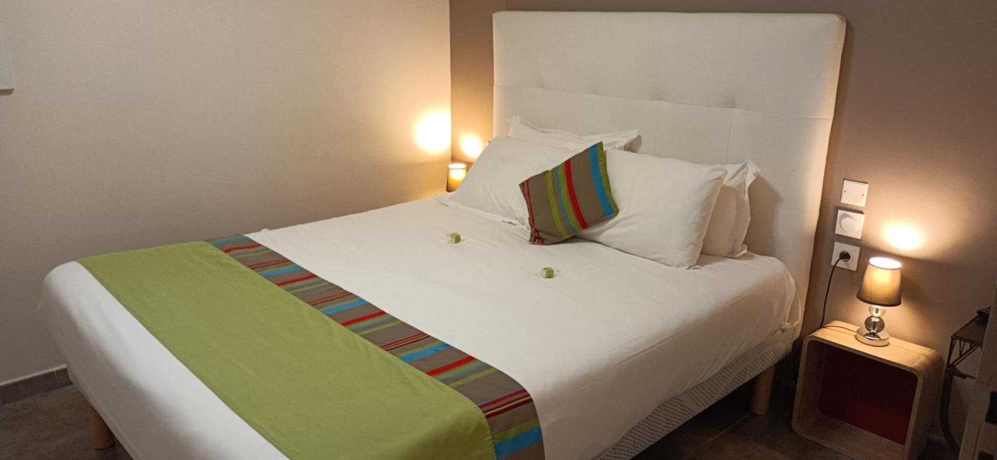 Hotel Le Majestic Canet Plage Exterior foto